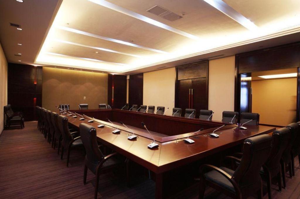 Haiyang Shenglong Jianguo Hotel Fengcheng  Экстерьер фото