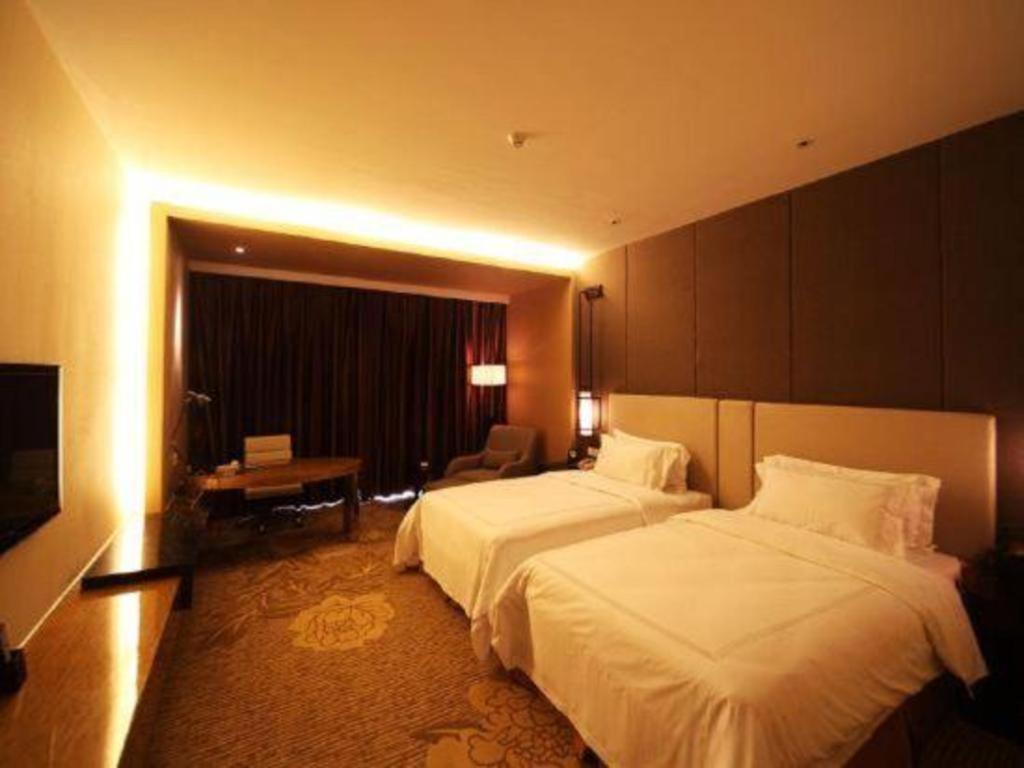 Haiyang Shenglong Jianguo Hotel Fengcheng  Экстерьер фото