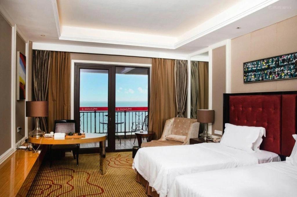 Haiyang Shenglong Jianguo Hotel Fengcheng  Экстерьер фото