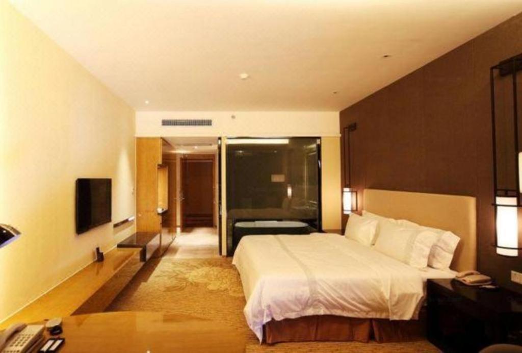 Haiyang Shenglong Jianguo Hotel Fengcheng  Экстерьер фото